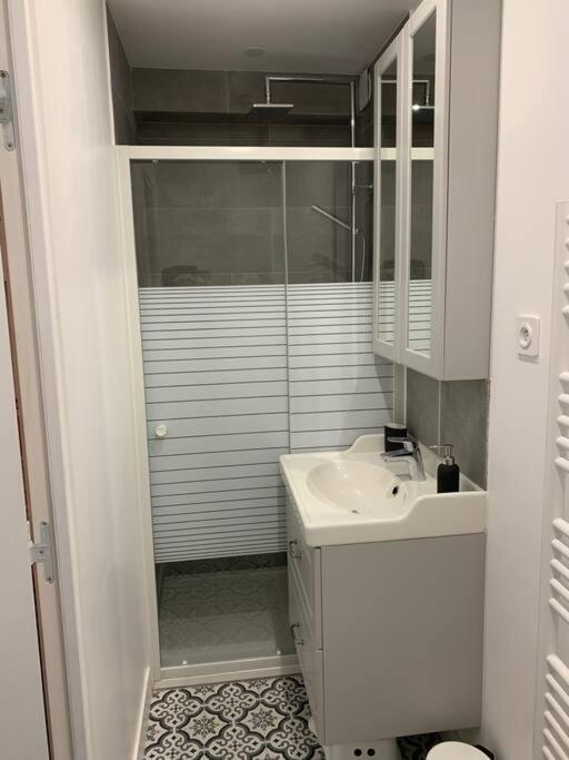 Petite Maison De Charme A 10 Minutes De Disney ! 몽테브랭 외부 사진